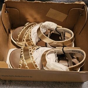 Thereabouts Toddler Girl Shiney Gold Strappy Sandals NWT Size 9